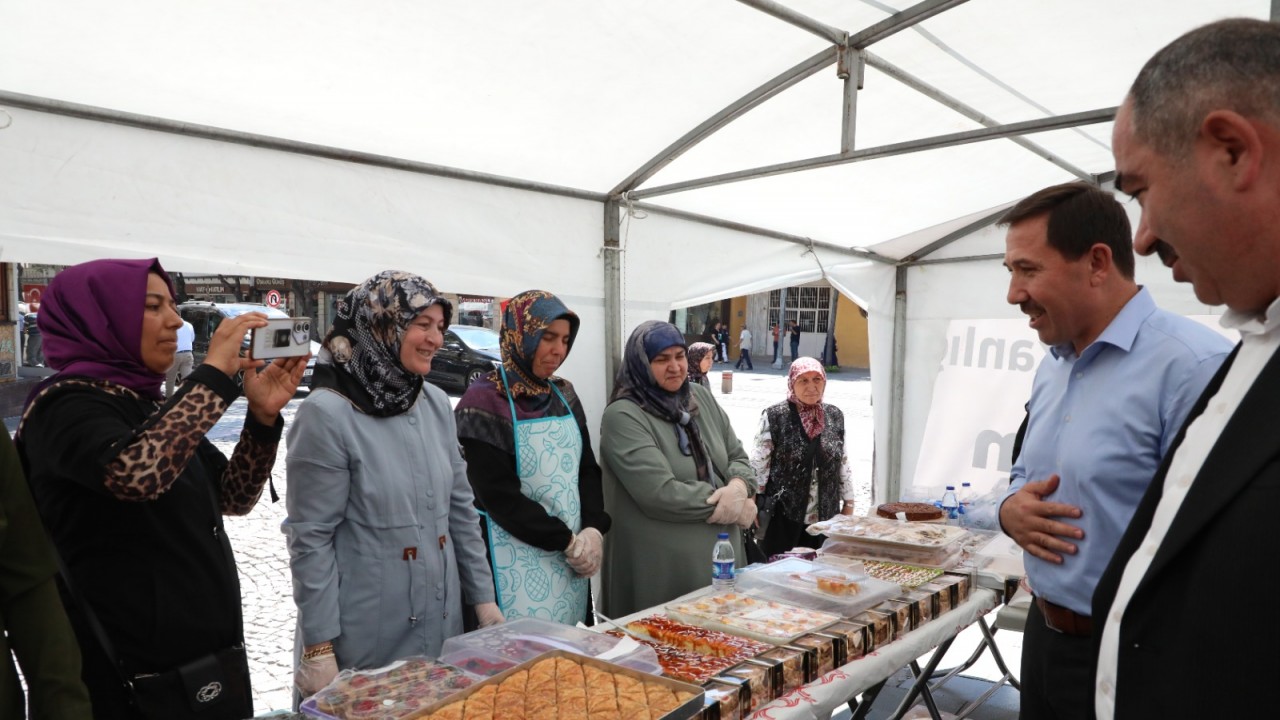 AK Parti Karatay’dan Gazze yararına kermes