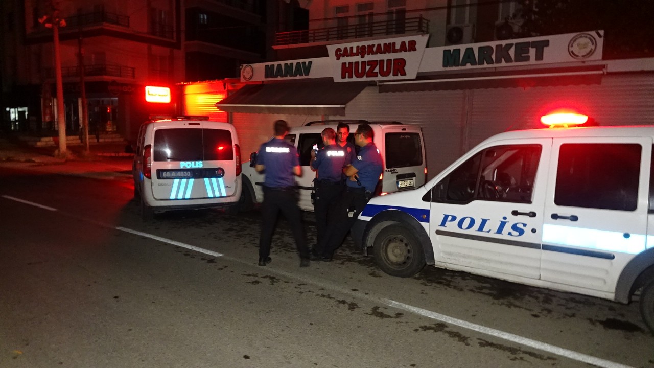 Kaçan alkollü sürücü, polis otosuna çarpınca yakalandı