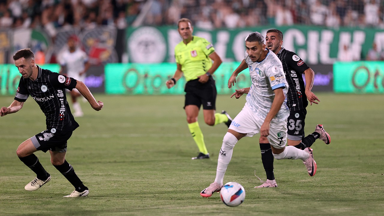 Konyaspor Teknik Direktörü Ali Çamdalı: Defansımız büyük sorun