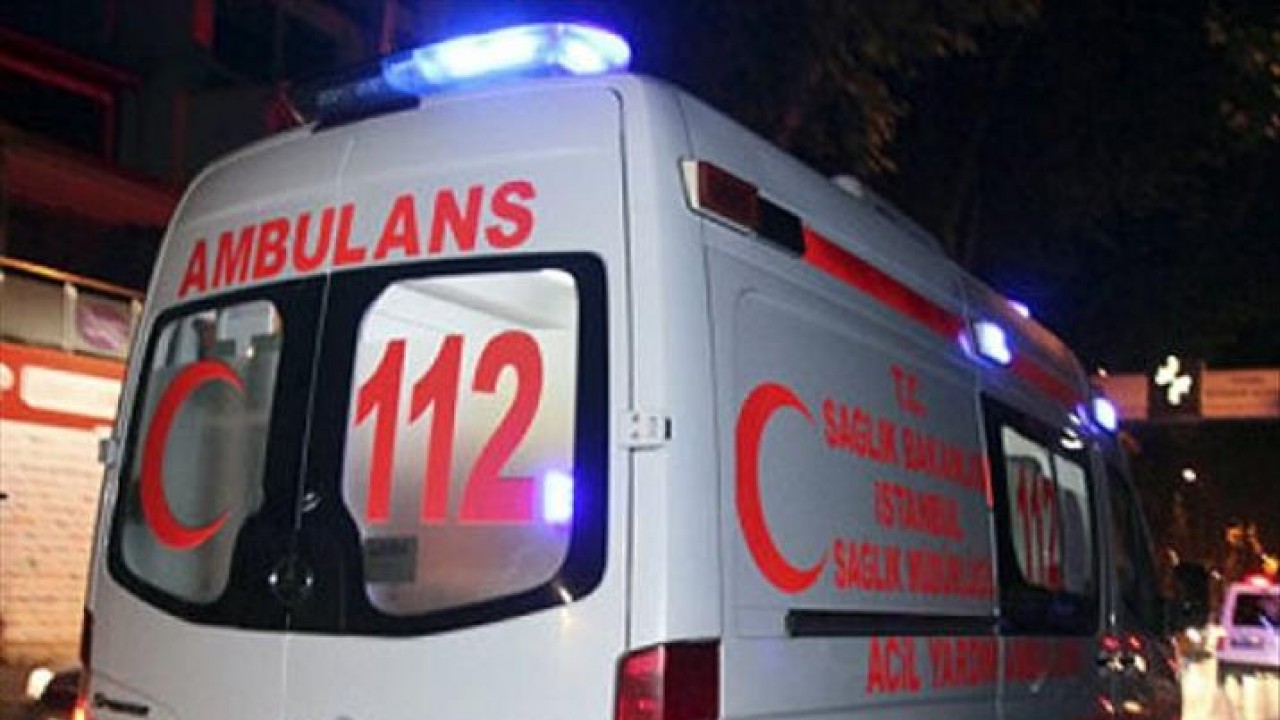 Midibüsün yoldan çıkması sonucu 14 polis yaralandı