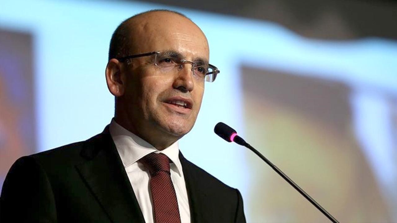 Bakan Şimşek: Yıl sonu enflasyonun tahmin aralığında gerçekleşmesini öngörüyoruz