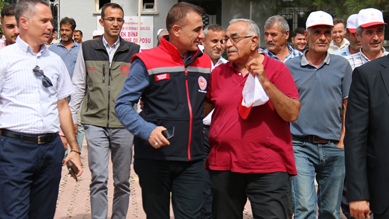 Konya Tarım İl Müdürlüğünce, Çeltik ilçesinde “kanola tohumu“ teslimi gerçekleşti