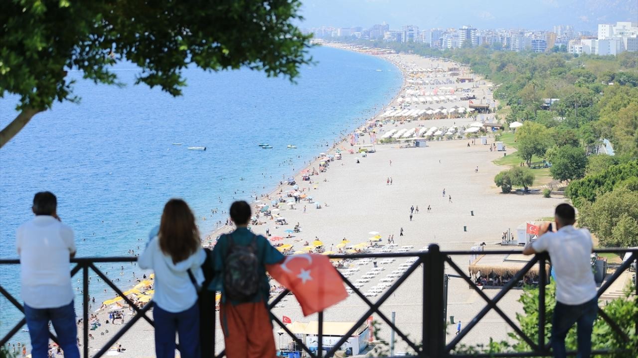 Antalya’da otellerin doluluk oranı yazı aratmıyor