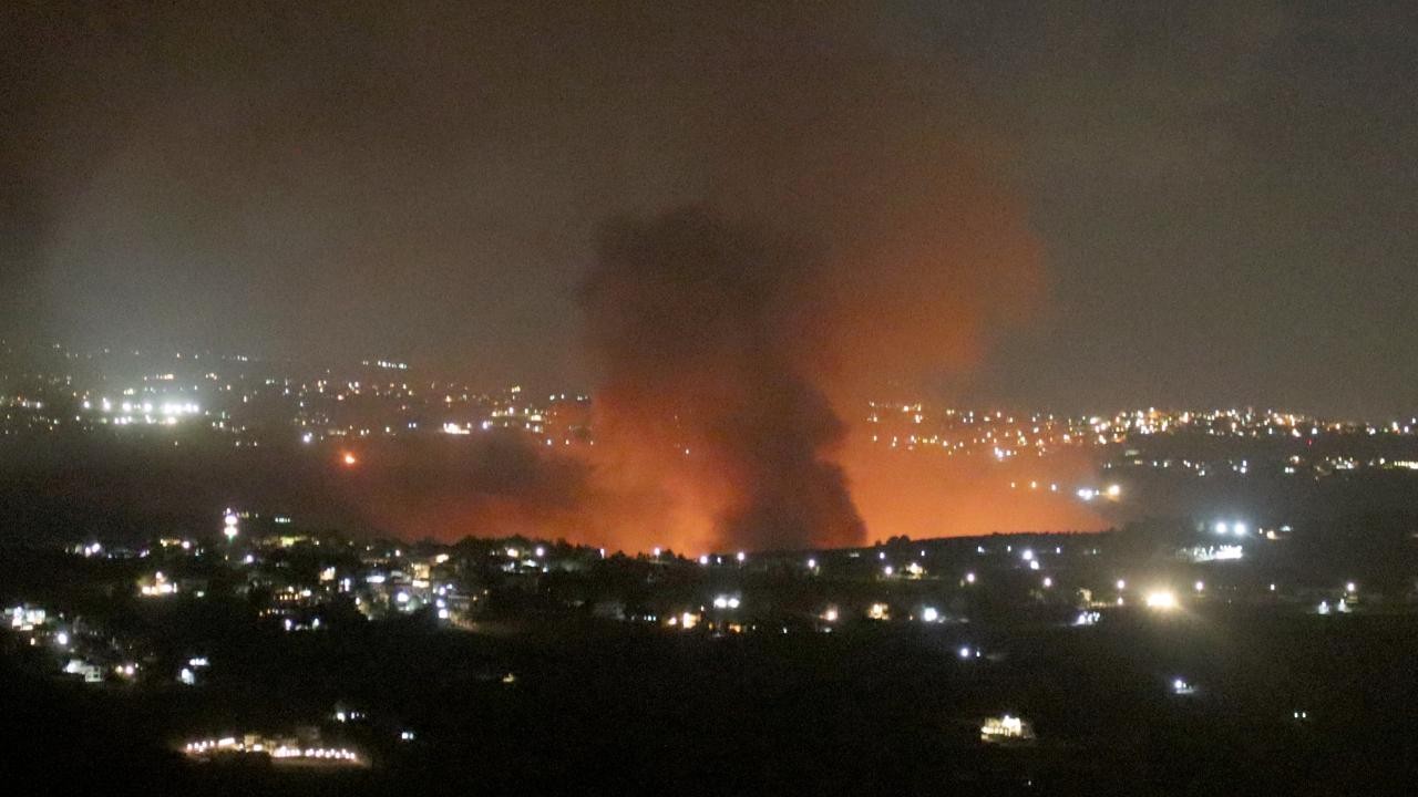 Katil İsrail Lübnan’da yeni hava saldırıları düzenledi