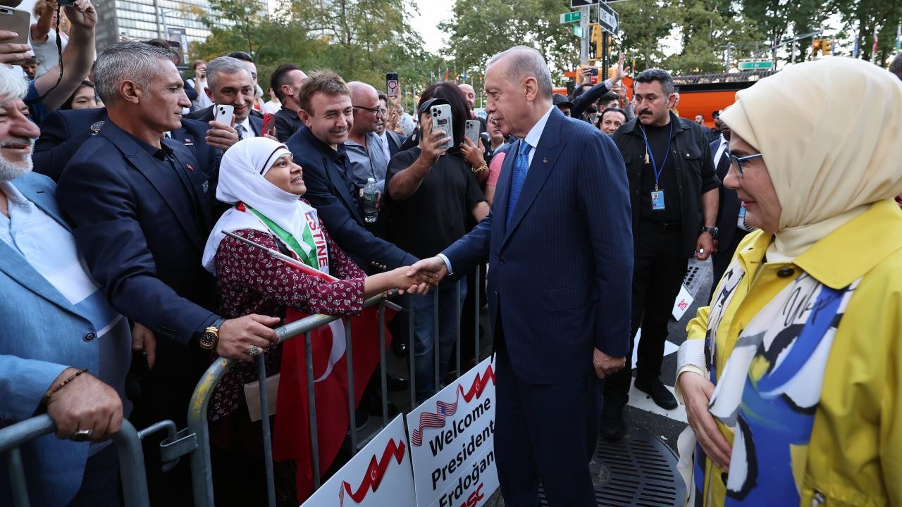 Cumhurbaşkanı Erdoğan, ABD’de sevgi gösterileriyle karşılandı