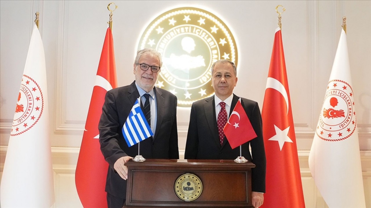 İçişleri Bakanı Yerlikaya, Yunan Bakan Stylianides ile telefonda görüştü