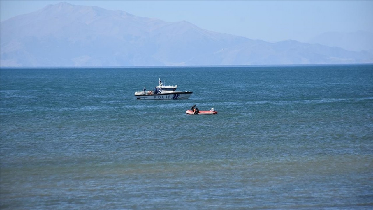 Kayıp üniversiteli Rojin'i arama çalışmalarında 3'üncü gün