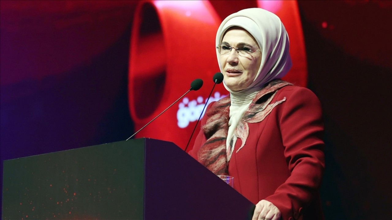 Emine Erdoğan: Yaşlılarımız, en bilge mevsimin temsilcileridir