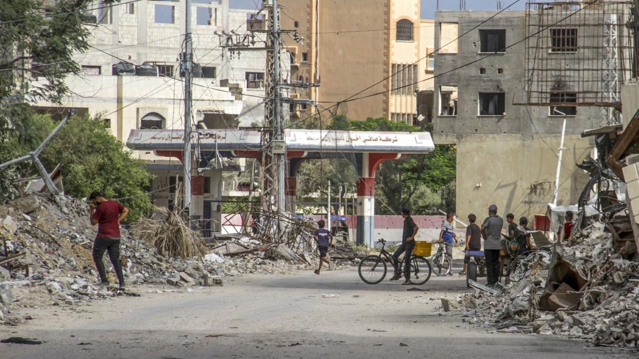 Katil İsrail, Gazze’nin kuzeyindeki bir bölgenin daha boşaltılmasını istedi