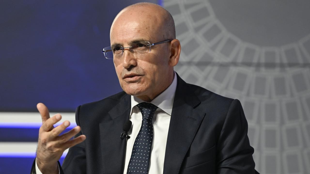 Mehmet Şimşek: Cari açık neredeyse yüzde 1’in altına indi