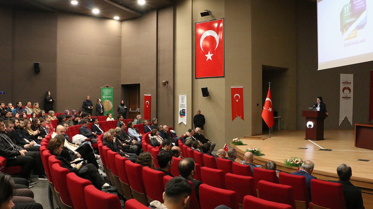 Konya'da 11. Uluslararası Yönetim Bilişim Sistemleri Konferansı başladı