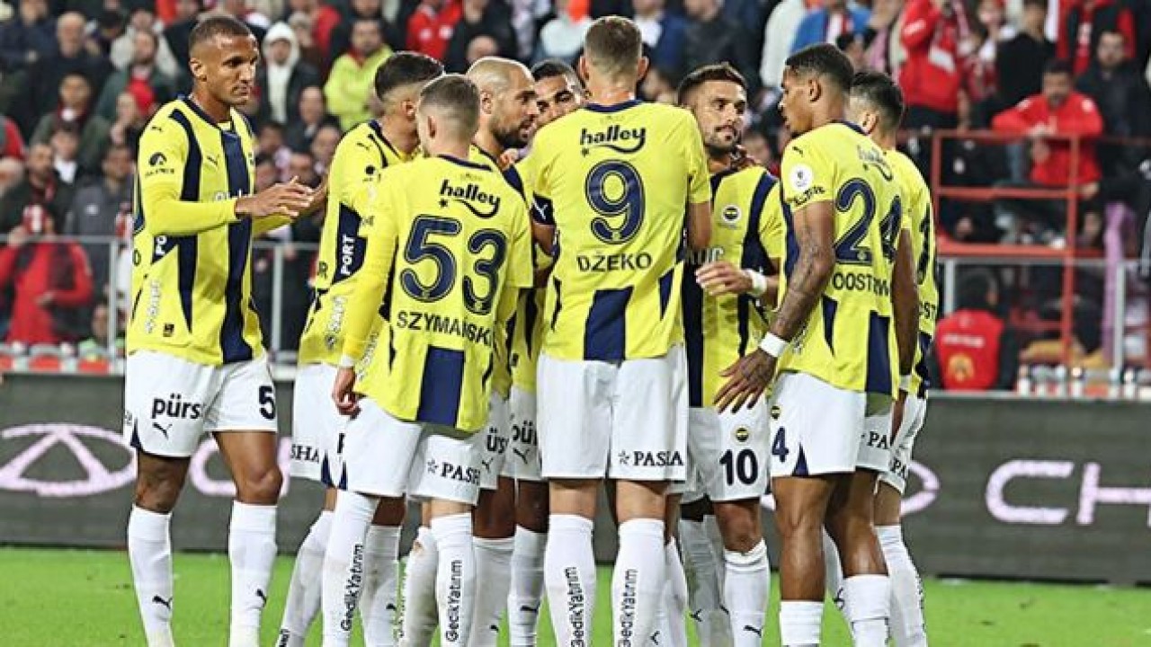 Fenerbahçe Manchester United maç kadrosu! İlk 11’ler belli oldu