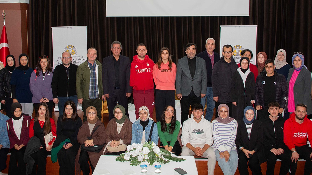 Engelleri aşan sporcular, Selçuk Üniversitesi öğrencileriyle buluştu