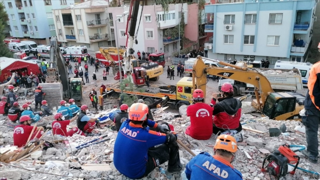 İzmir depreminin üzerinden 4 yıl geçti