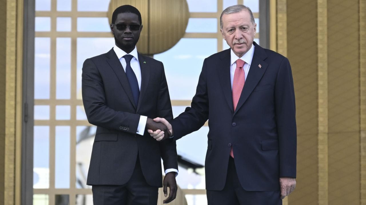 Cumhurbaşkanı Erdoğan, Senegal Cumhurbaşkanı Fay’ı resmi törenle karşıladı