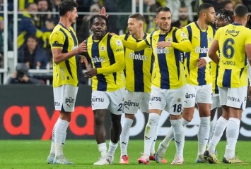 Fenerbahçe, Sivasspor karşısında farklı kazandı