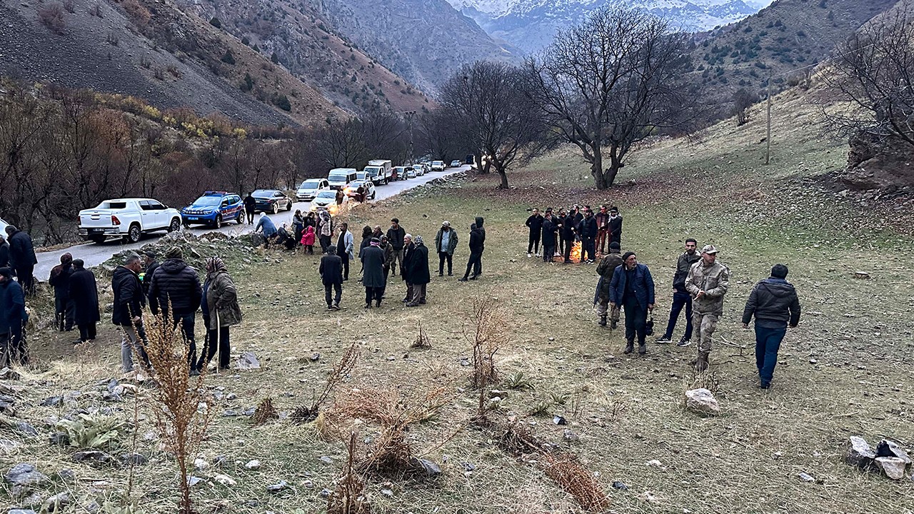 Çobanlık yapan kuzenlerin üzerine kaya parçaları düştü: 1 ölü, 1 yaralı