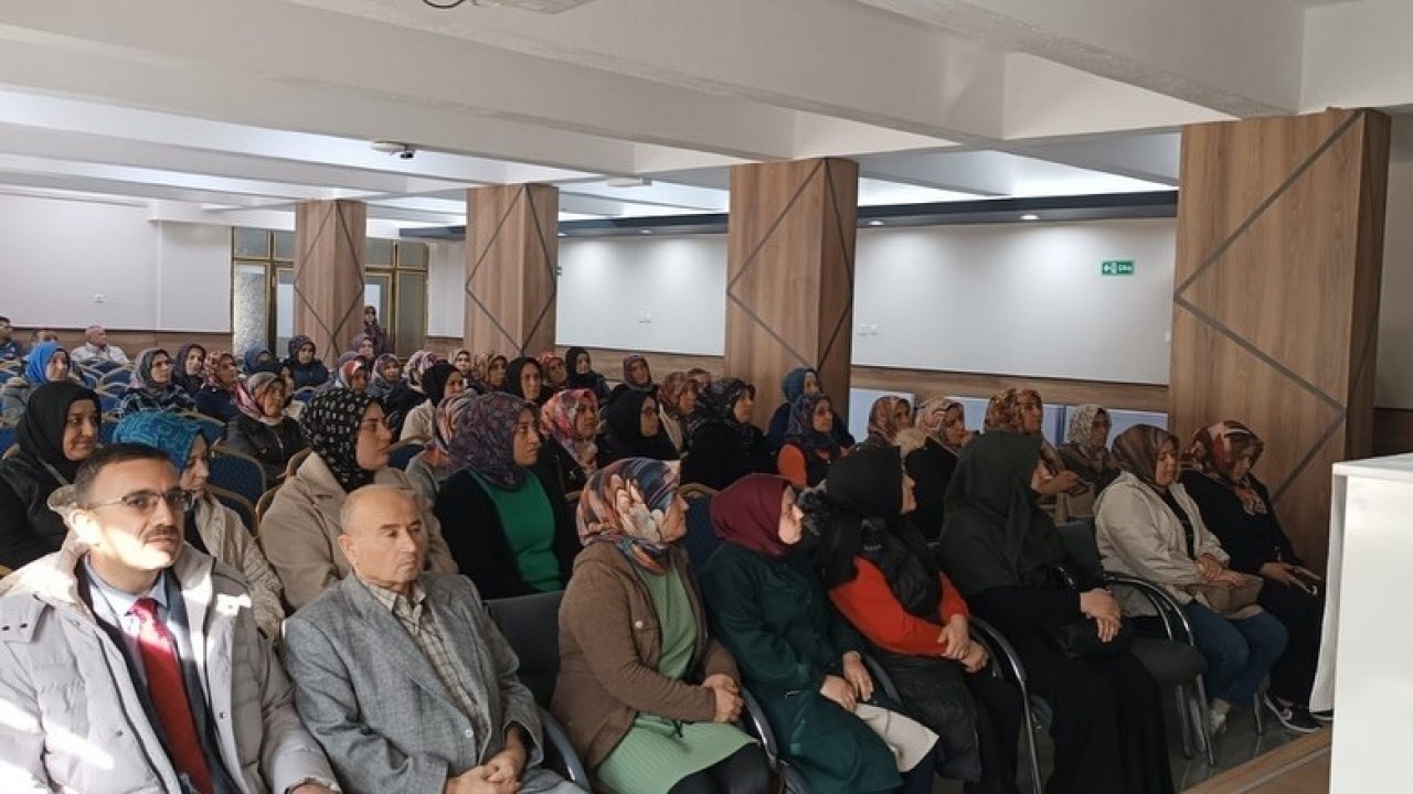 Konya'da Uyuşturucu ile Mücadele Bilgilendirme toplantısı düzenlendi