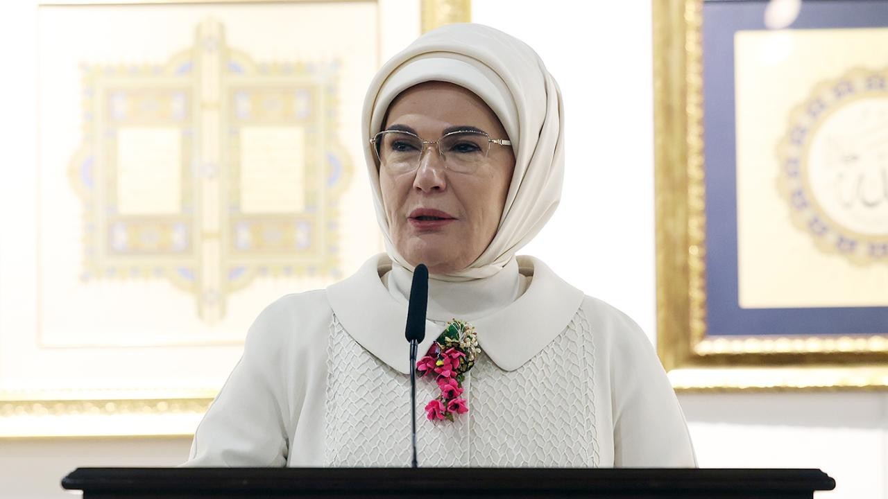 Emine Erdoğan: Sanat, insanı önyargıdan kurtararak diğer insanlara yakınlaştırır