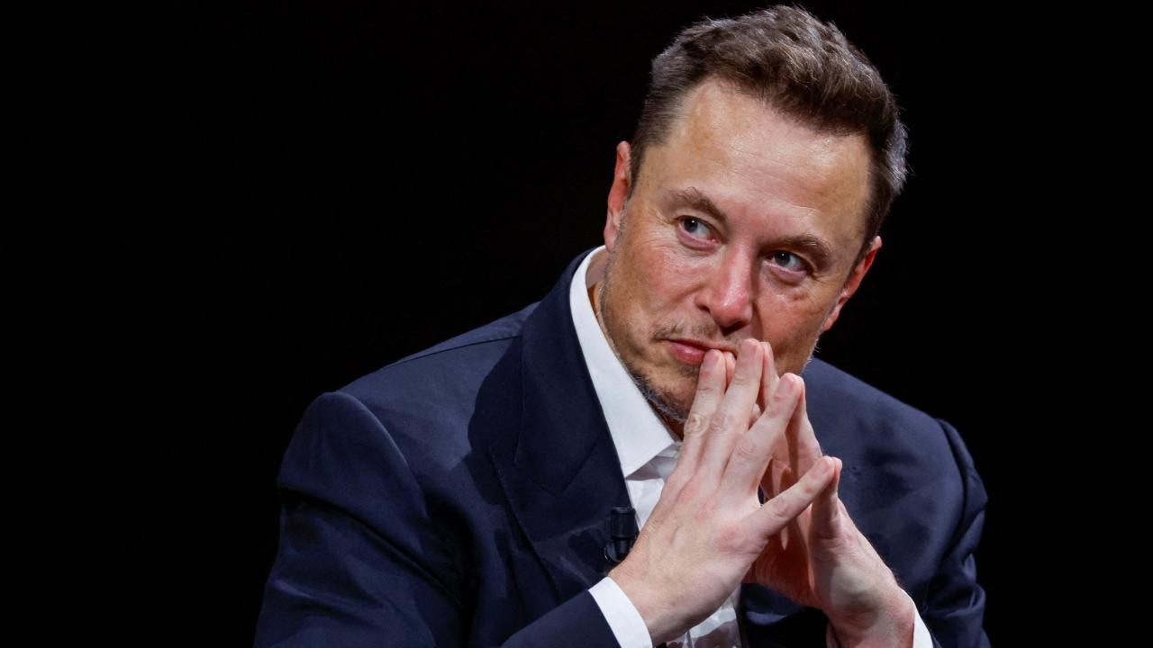 Elon Musk: Savaş uçaklarının yerini insansız hava araçları alması gerekiyor