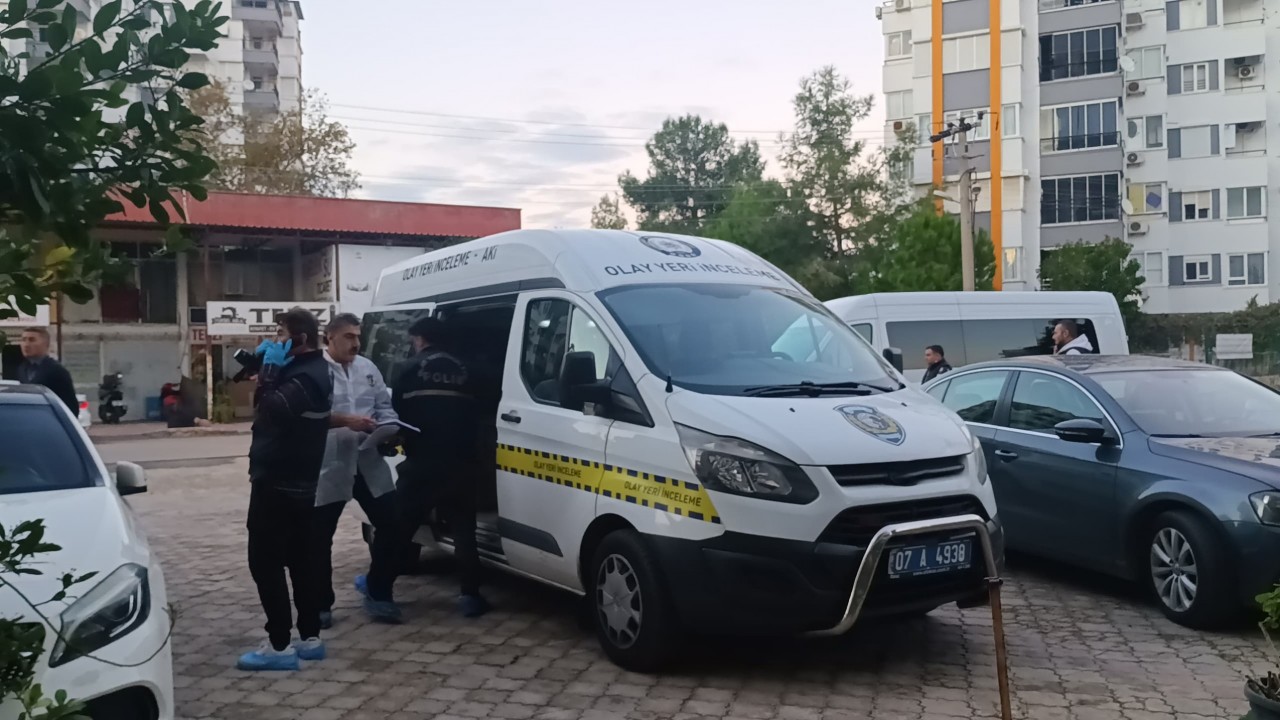 Kıskançlık krizine giren koca, karısını tabancayla vurarak öldürdü