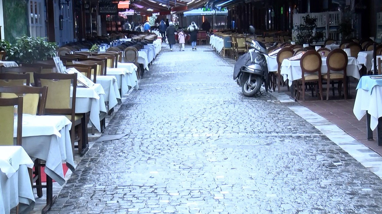 ’İstek şarkı’ kavgasında garson öldürüldü