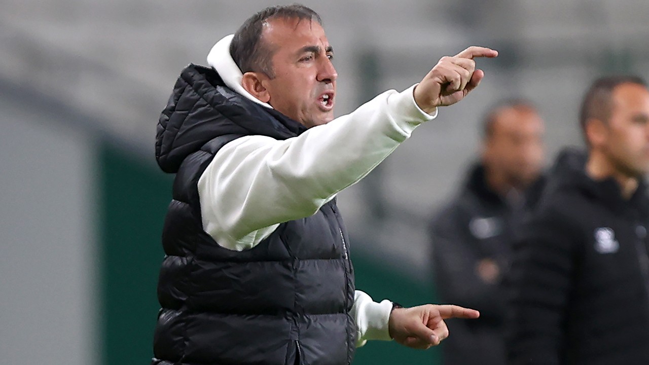 Konyaspor Teknik Direktörü Recep Uçar: Rakibimizi ciddiye aldık