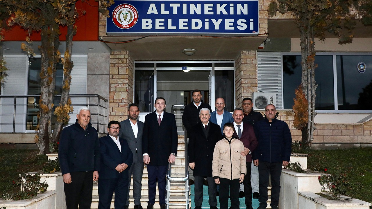 Vali Akın Altınekin'i ziyaret etti 