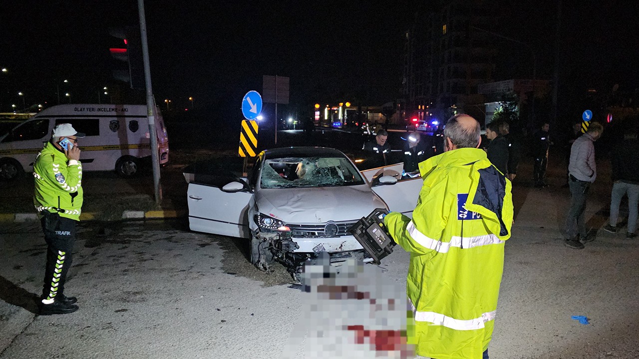 Alkollü uzman çavuşun kullandığı otomobilin çarptığı polis, şehit oldu