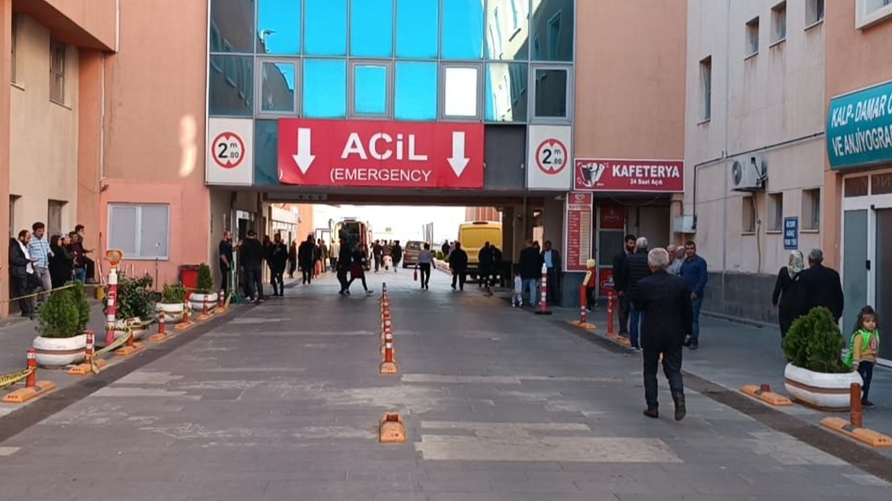 Alkollü sürücünün kullandığı otomobil şarampole yuvarlandı: 1 ölü,3 yaralı