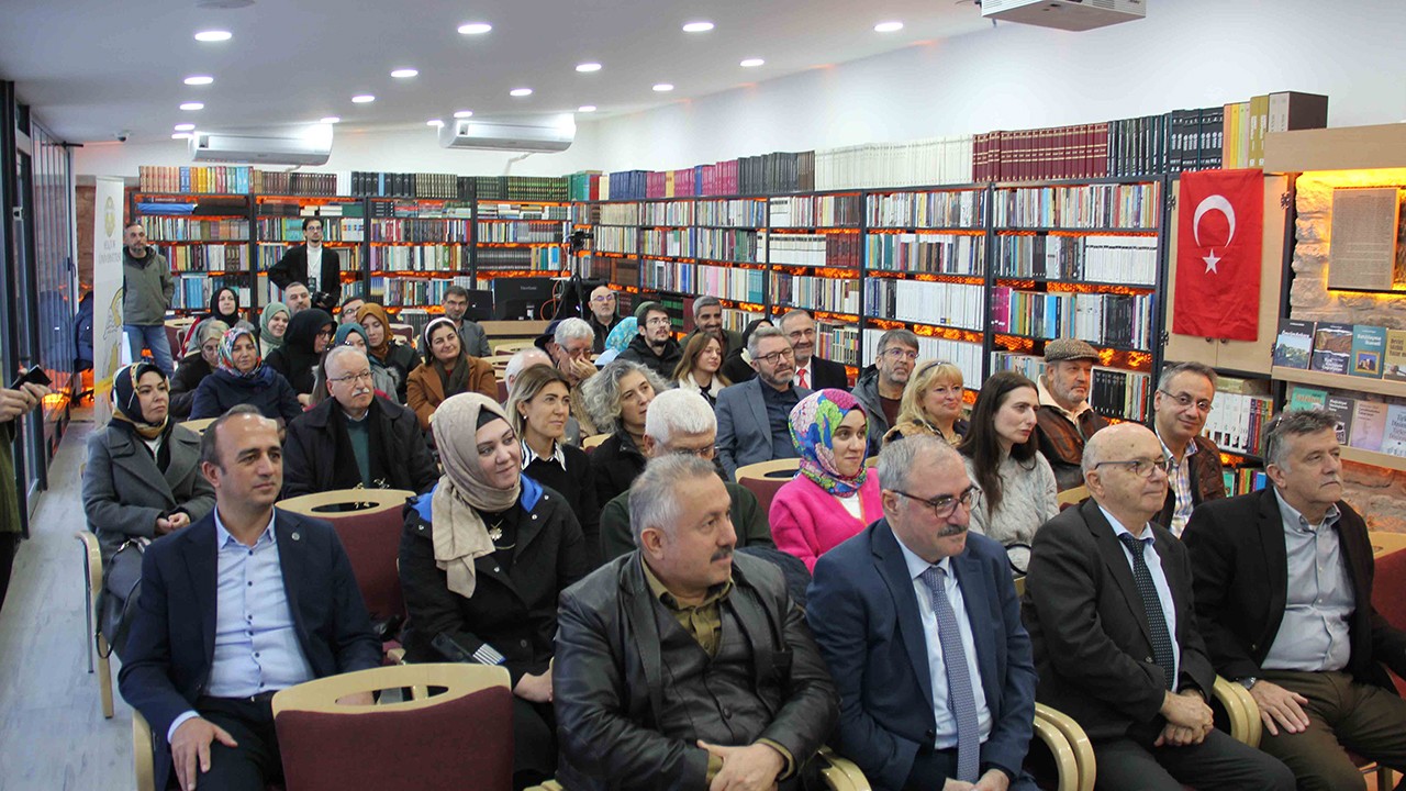 TYB Konya’da Uzluk Ailesi ve Mevlâna ile ilgili çalışmalar konuşuldu