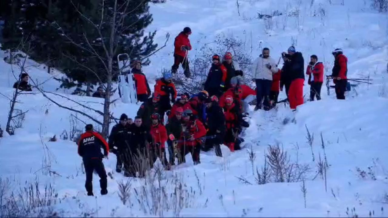 Palandöken’de çığ düştü:1 ölü