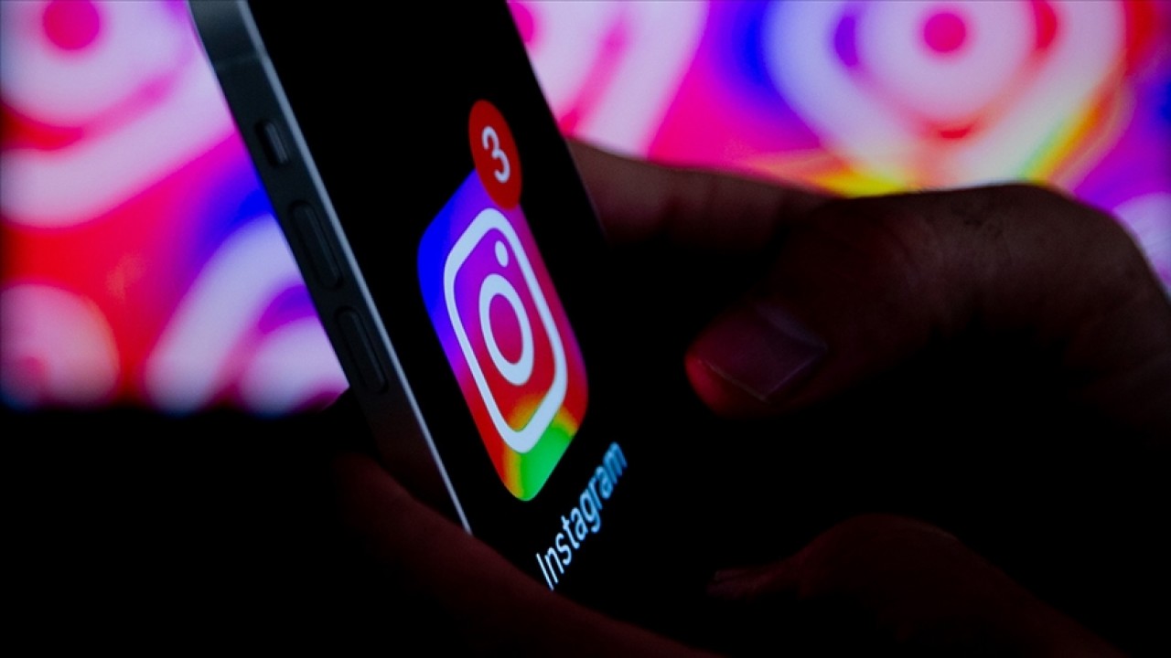 Instagram yeni özelliği kullanıcılarına duyurdu: Zamanlanmış mesajlar