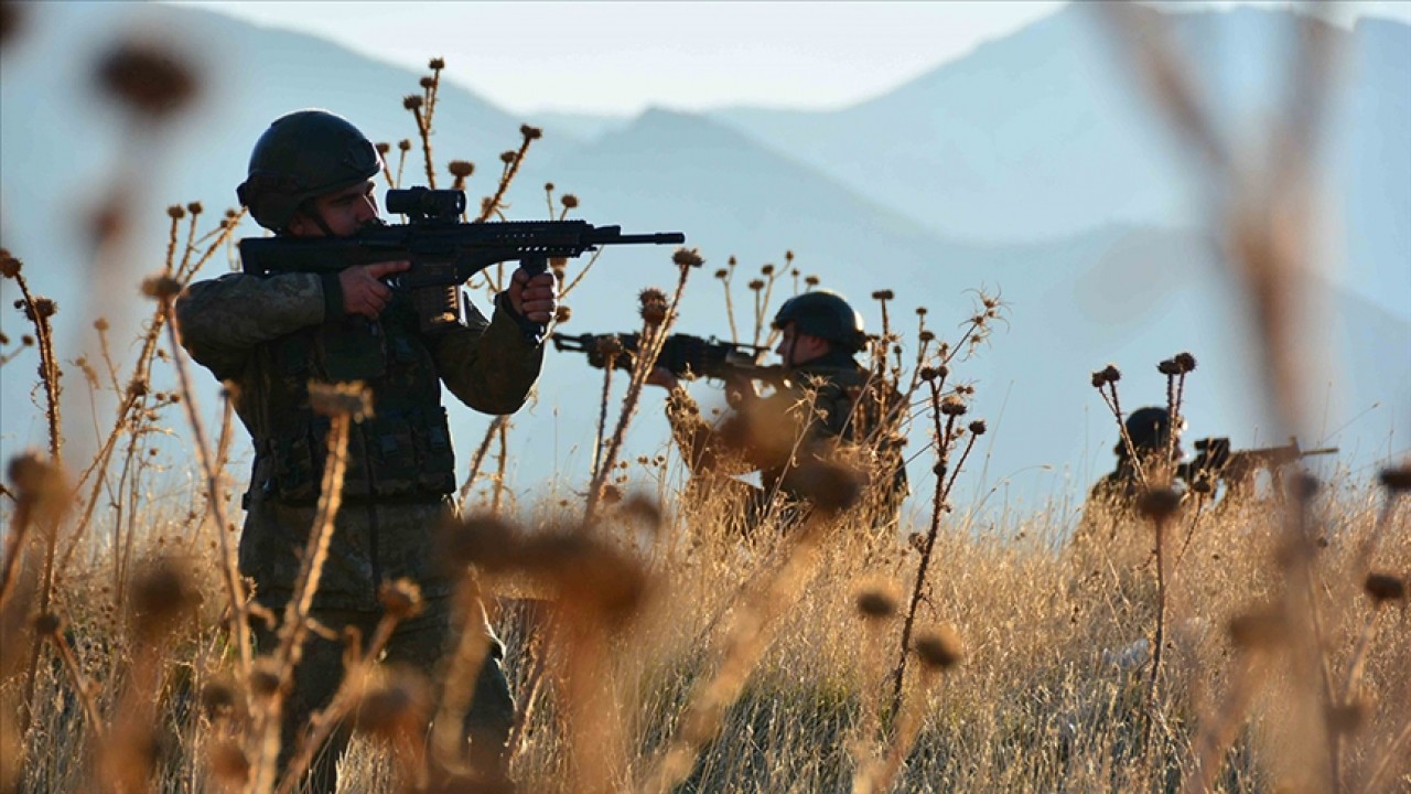 Irak'ın ve Suriye'nin kuzeyinde 4 terörist etkisiz hale getirildi