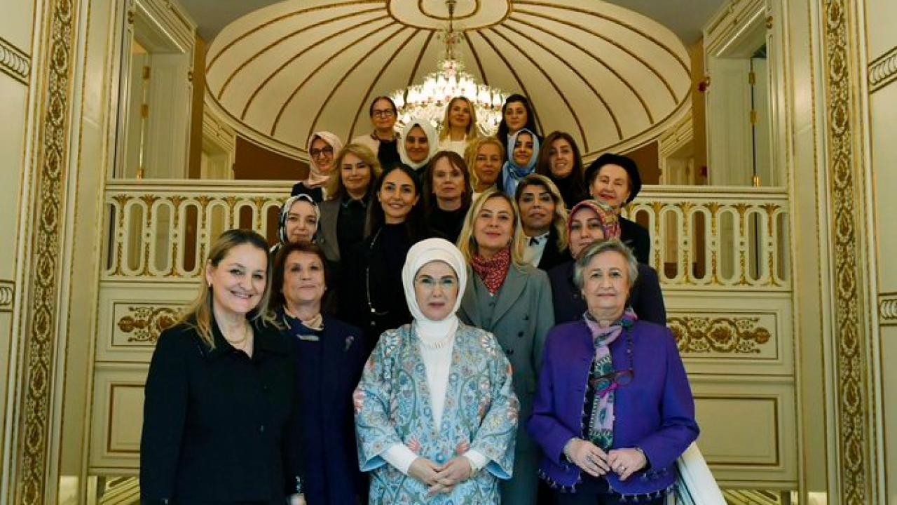 Emine Erdoğan, TOGEM-DER Yönetim Kurulu üyeleriyle bir araya geldi