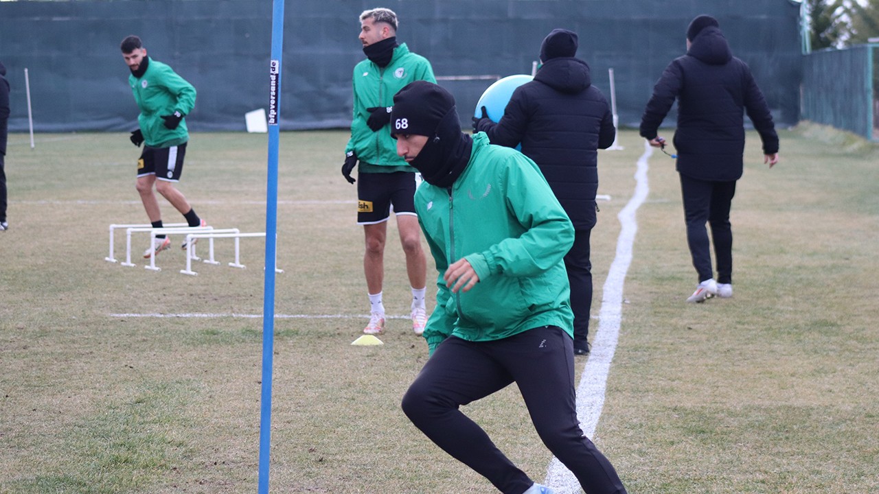 1922 Konyaspor izne ayrıldı