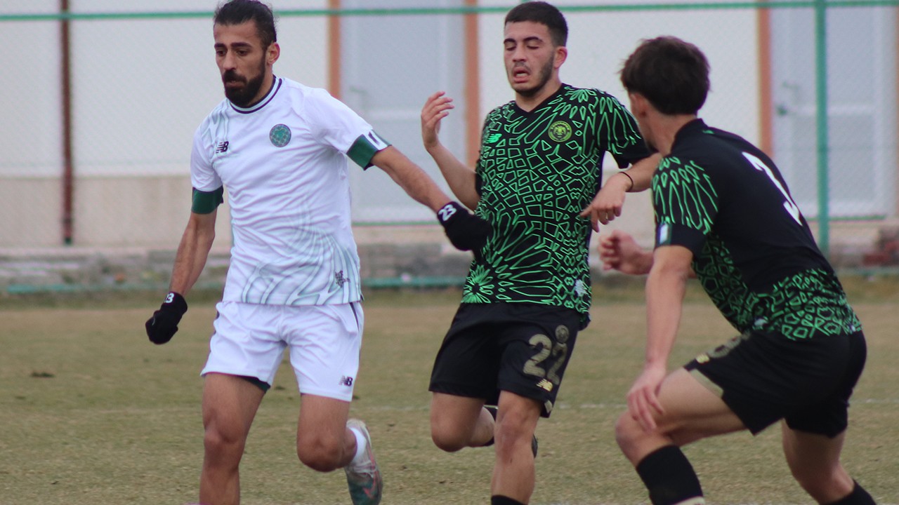 1922 Konyaspor ikinci devreye hazırlanıyor