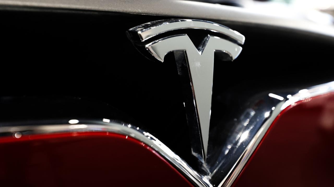 ABD’deki yaklaşık 2,6 milyon Tesla otomobili incelenecek