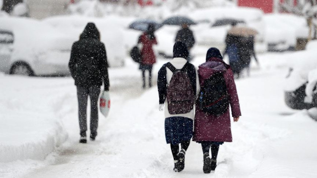 Yarın okullar tatil mi? 26 Şubat 2025 Çarşamba kar tatili olan iller