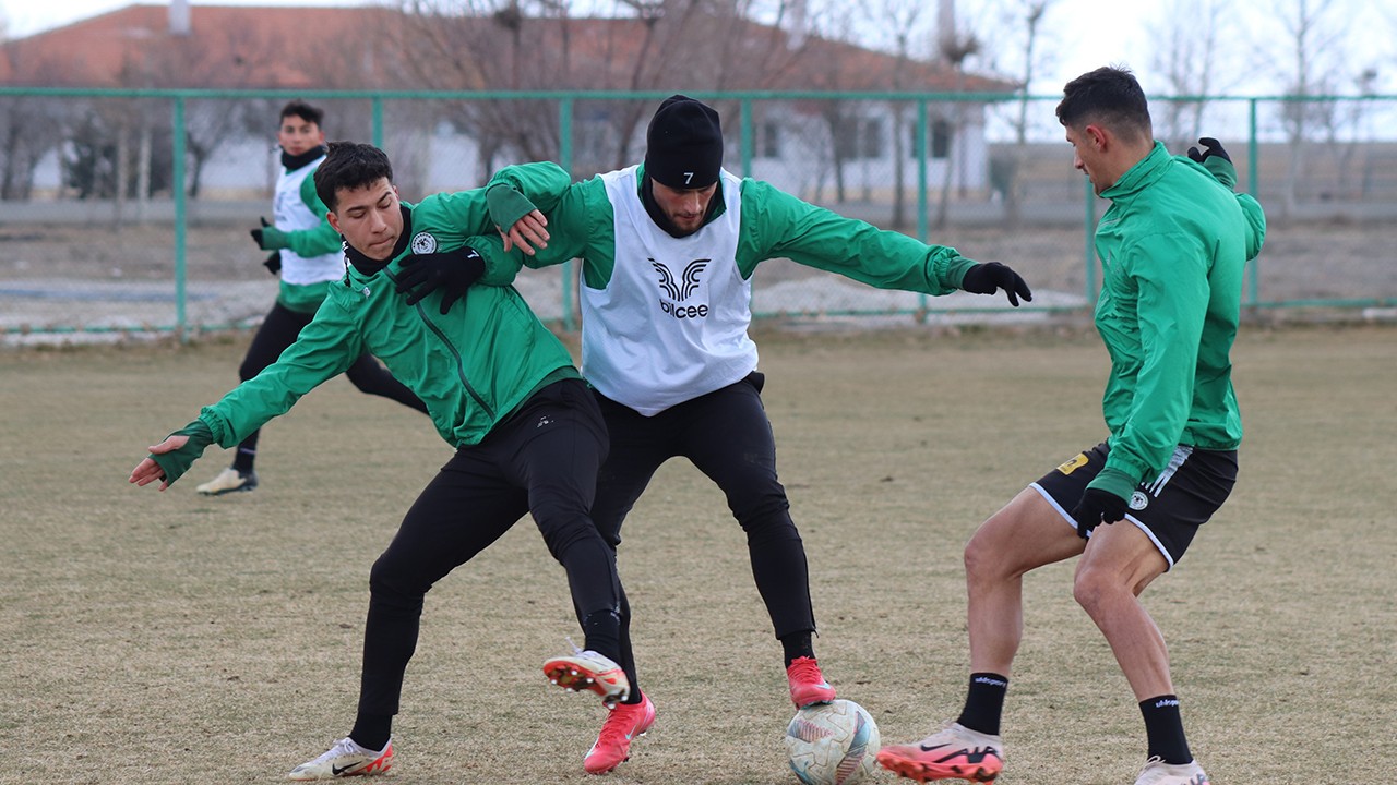 1922 Konyaspor Osmaniye’ye hazırlanıyor